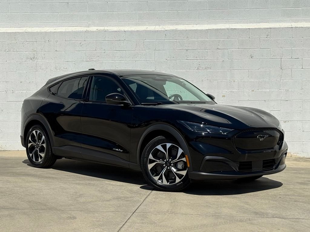 2026 Ford Mustang-Mach-e Select's photo