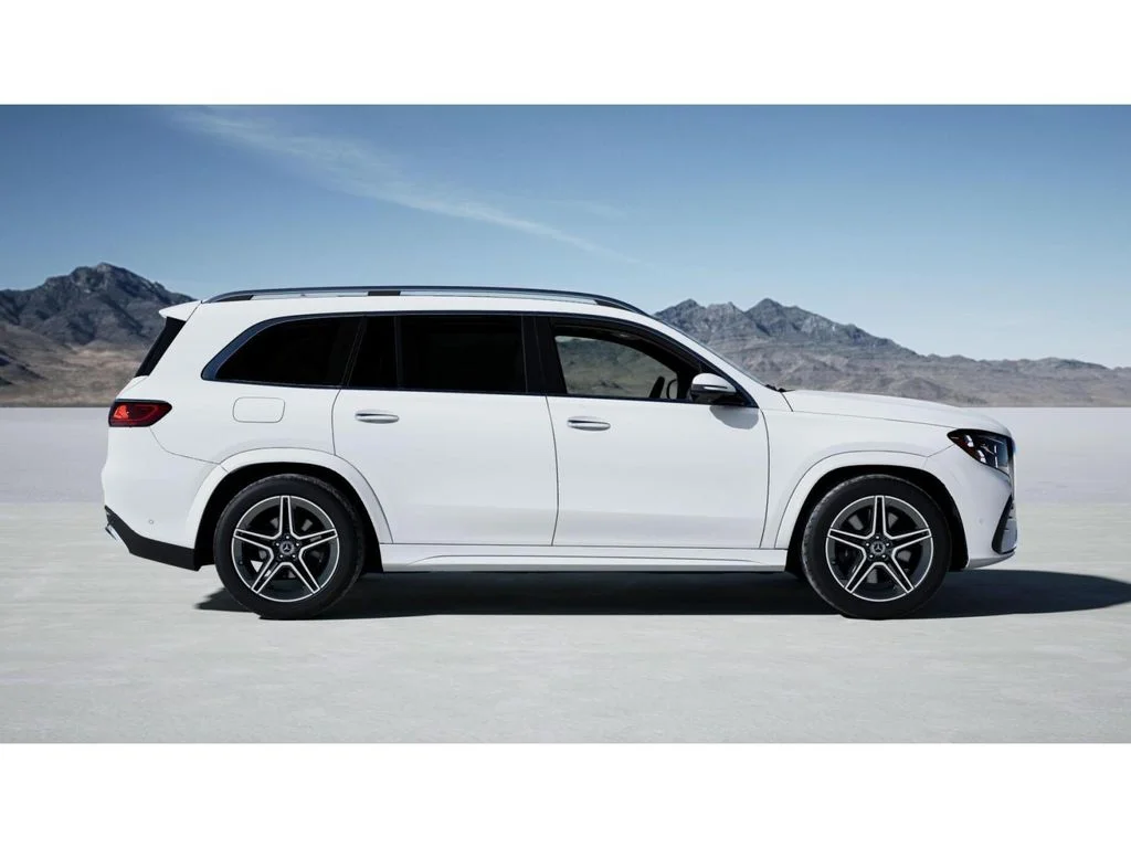New 2027 White Mercedes-Benz GLS 450 image 2
