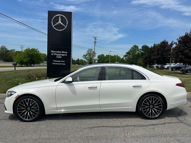 Certified Used 2023 White Mercedes-Benz S 580 image 2