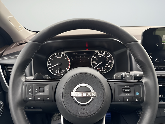 Used 2023 Blue Nissan SL image 13