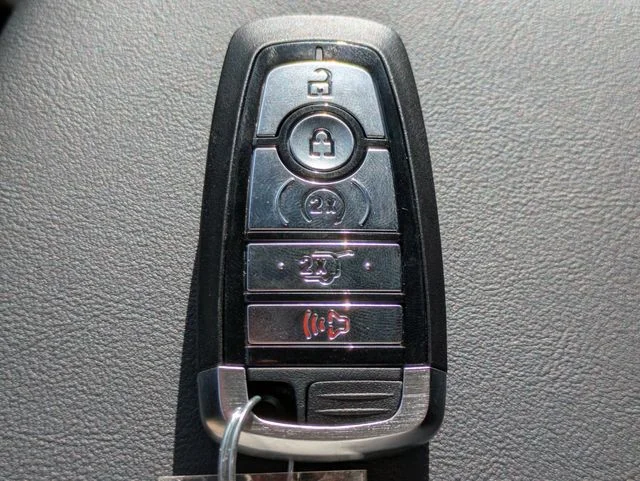 New 2026 Agate Black Metallic Ford ST-Line image 29