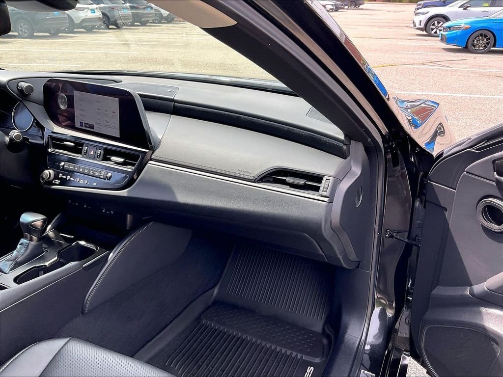 Used 2024 Black Lexus 350 image 12