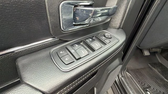 2017 RAM Ram 1500 Pickup Laramie - Photo 22