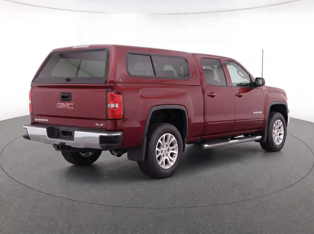 Used 2015 SONOMA RED METALLIC GMC SLE image 4