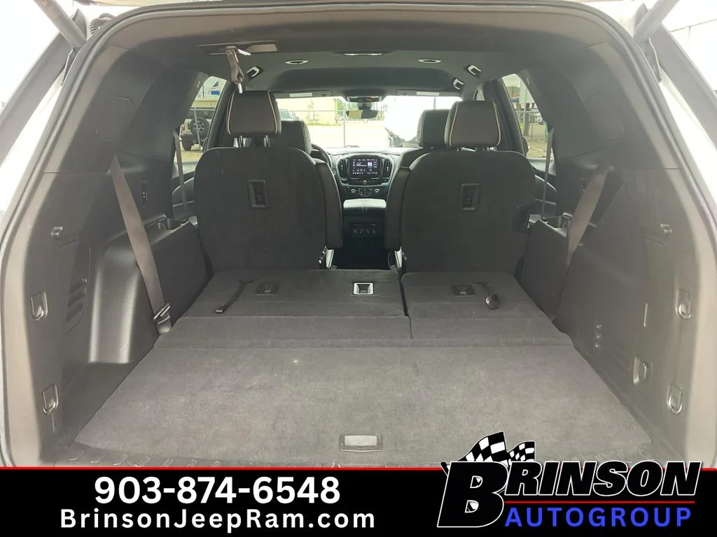 Used 2022 Summit White Chevrolet Premier image 10