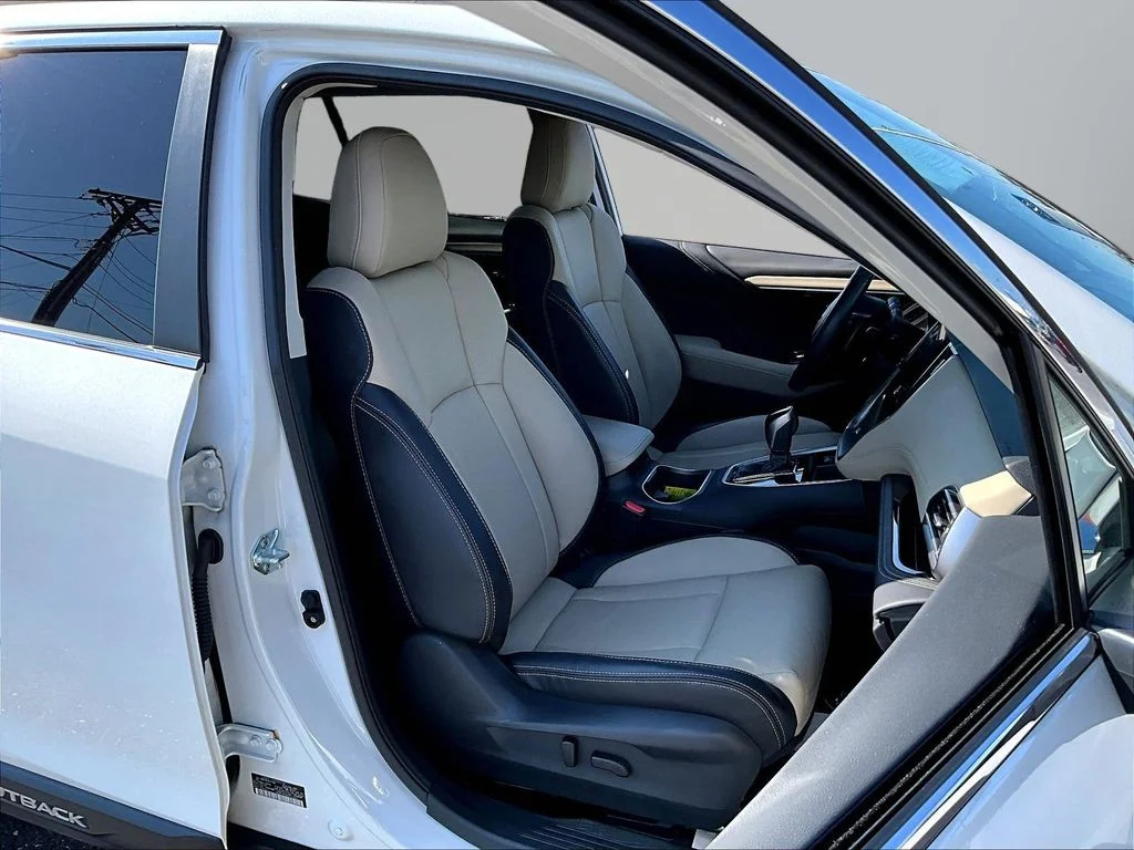 Used 2025 White Subaru Limited image 31