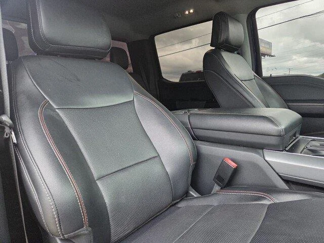 Used 2022 Antimatter Blue Metallic Ford LARIAT image 32