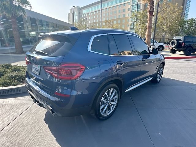 Used 2018 Blue BMW xDrive30i image 7