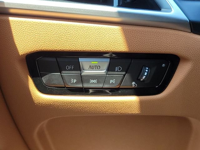 New 2026 Gray BMW xDrive40 image 29