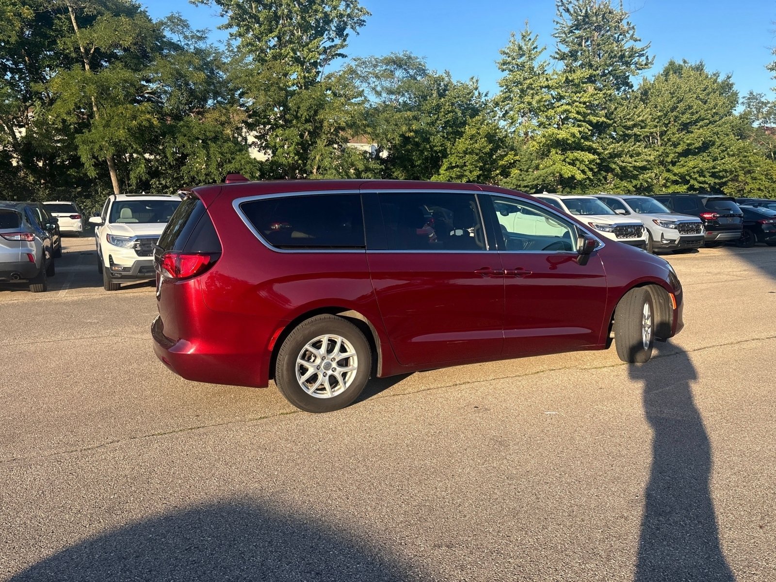 Used 2017 Velvet Red Pearlcoat Chrysler Touring image 29