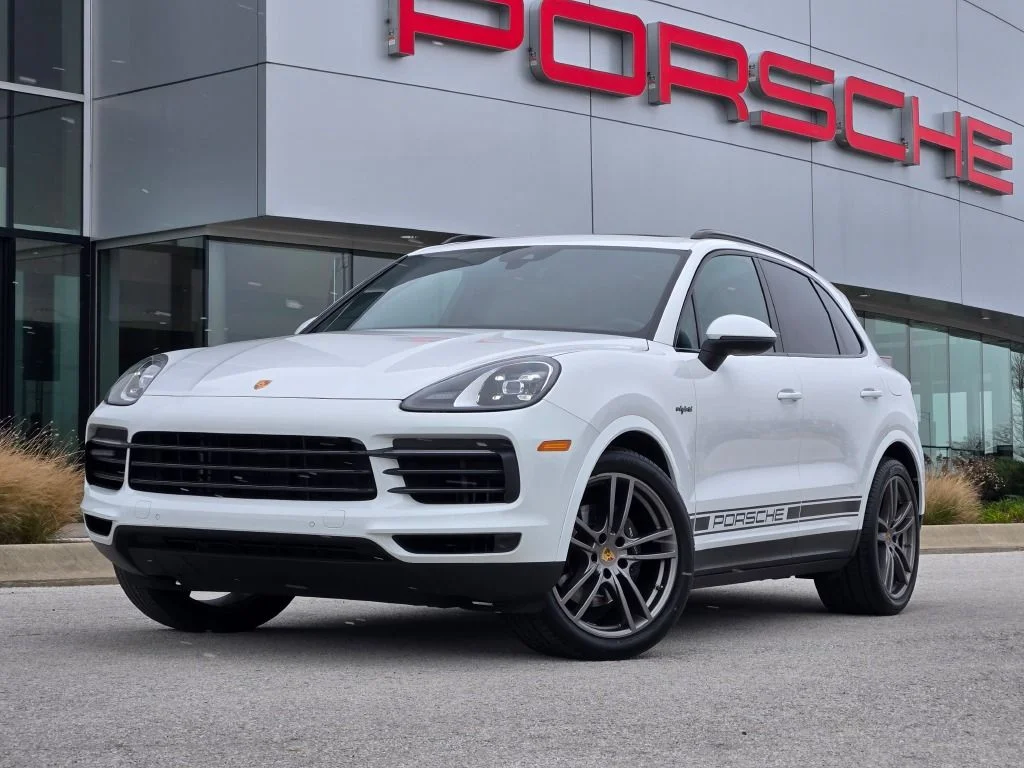 2023 Porsche Cayenne Platinum Edition