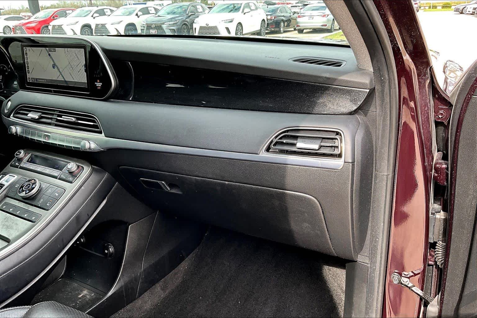 Used 2021 Sierra Burgundy Hyundai Limited image 27