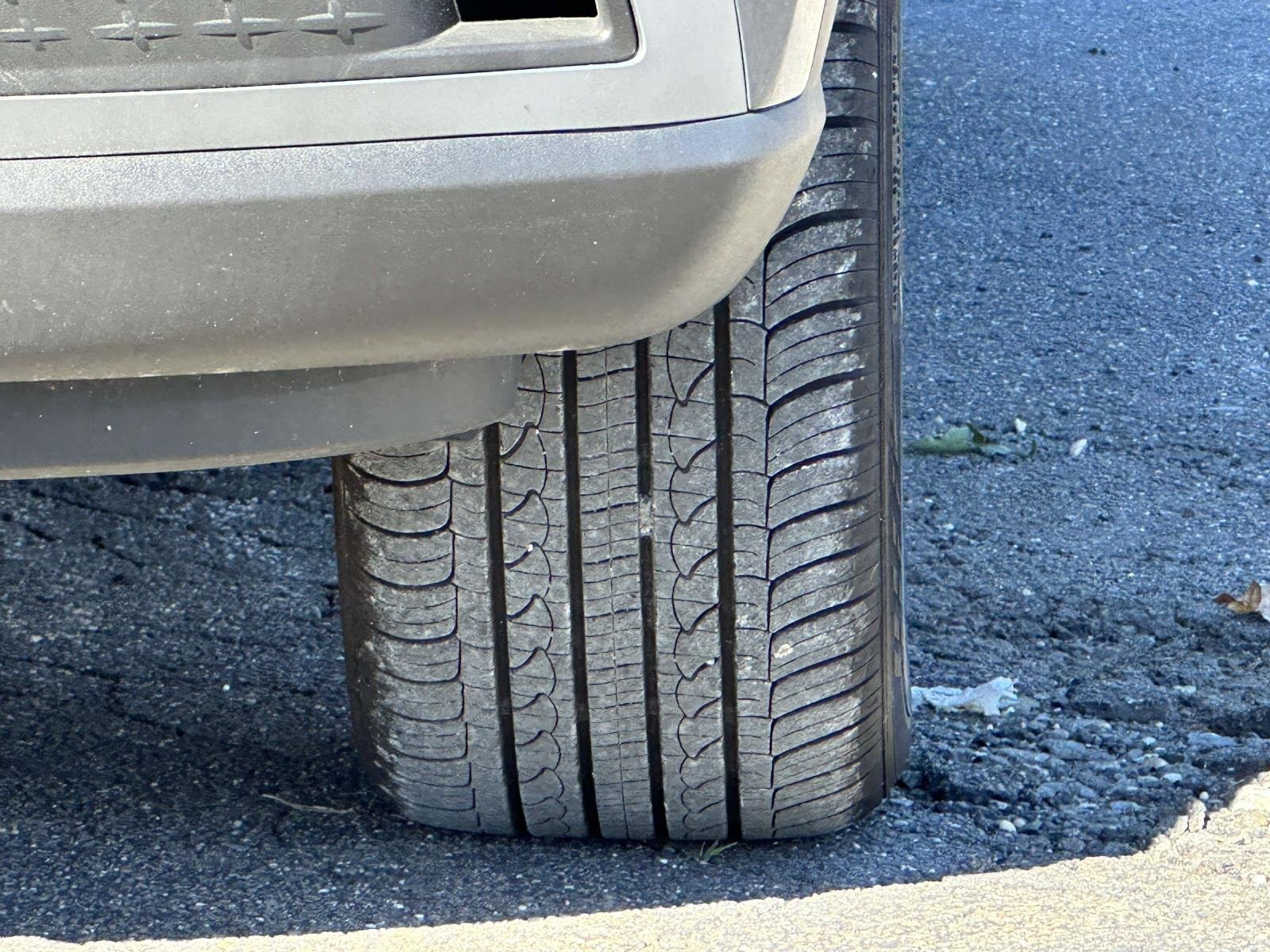 Certified Used 2023 Gray Hyundai SEL image 14