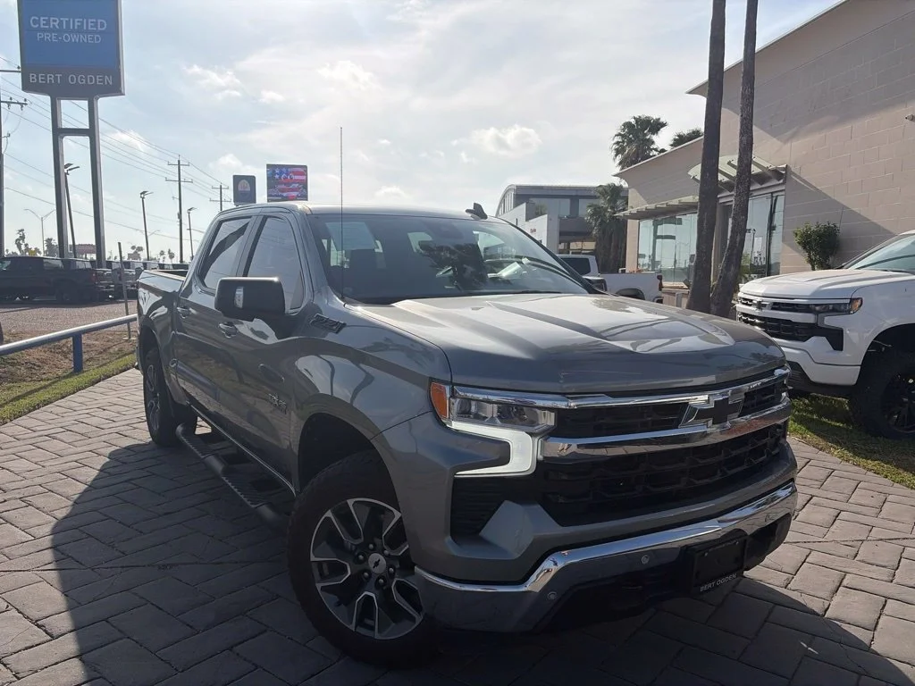 Used 2025 Gray Chevrolet LT image 1