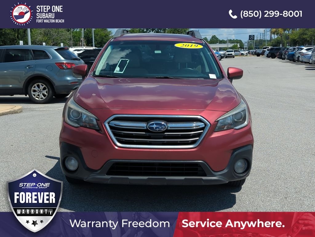 Used 2019 Red Subaru 2.5i Premium image 10