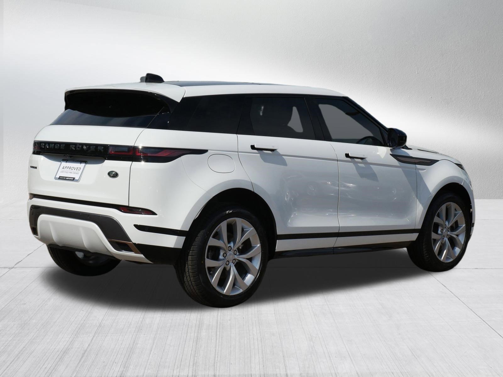 Used 2023 Fuji White Land Rover R-Dynamic SE image 5