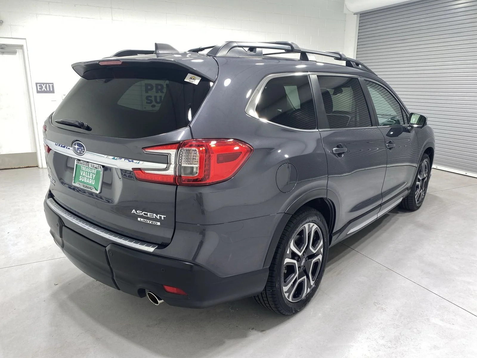2023 Subaru Ascent Limited - Photo 8
