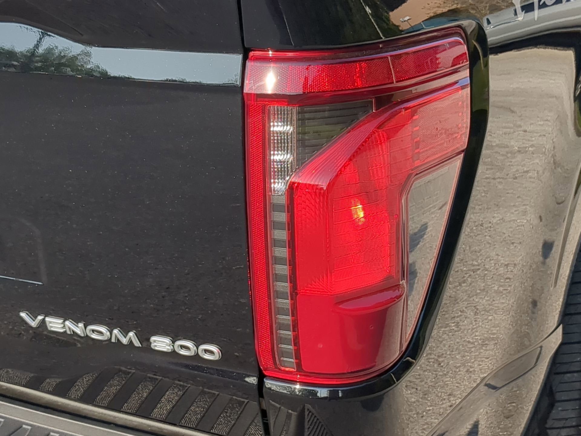 New 2026 Agate Black Metallic Ford XL image 35