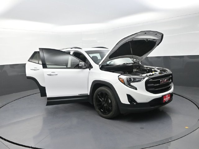 Used 2019 White GMC SLT image 42