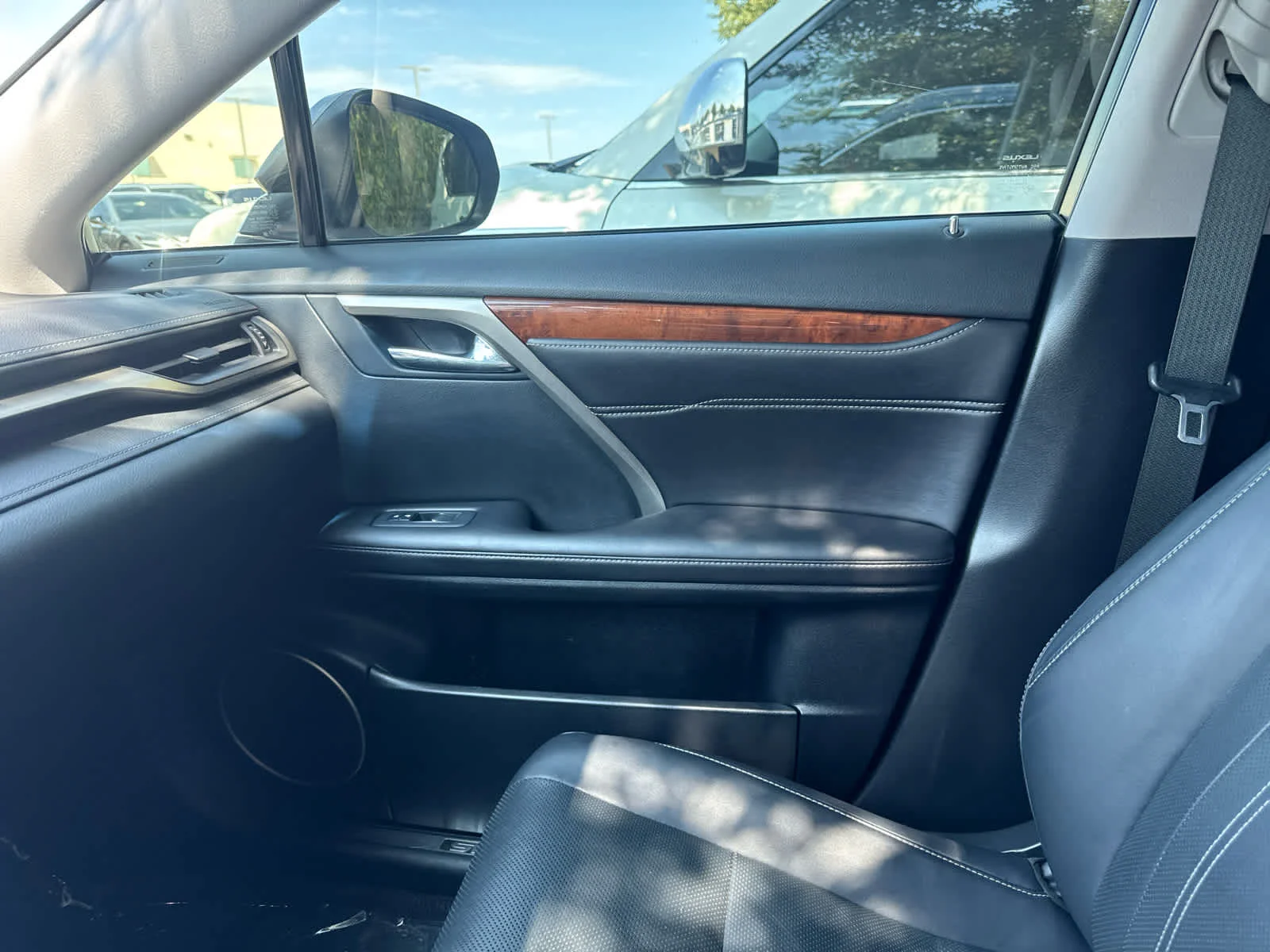 Used 2018 Nebula Gray Pearl Lexus  image 15
