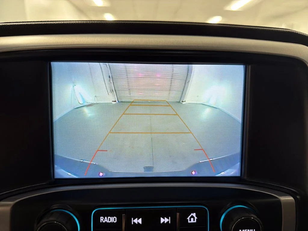 Used 2018  GMC SLT image 17