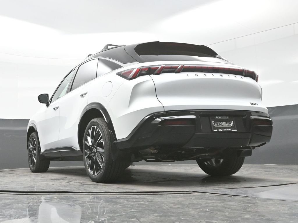 New 2027 2T RAD WHT INFINITI Autograph AWD image 34