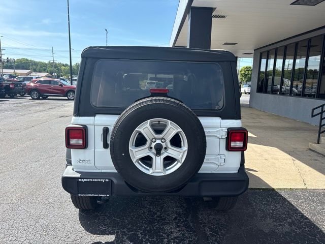 Used 2022 White Jeep Unlimited Sport S image 10