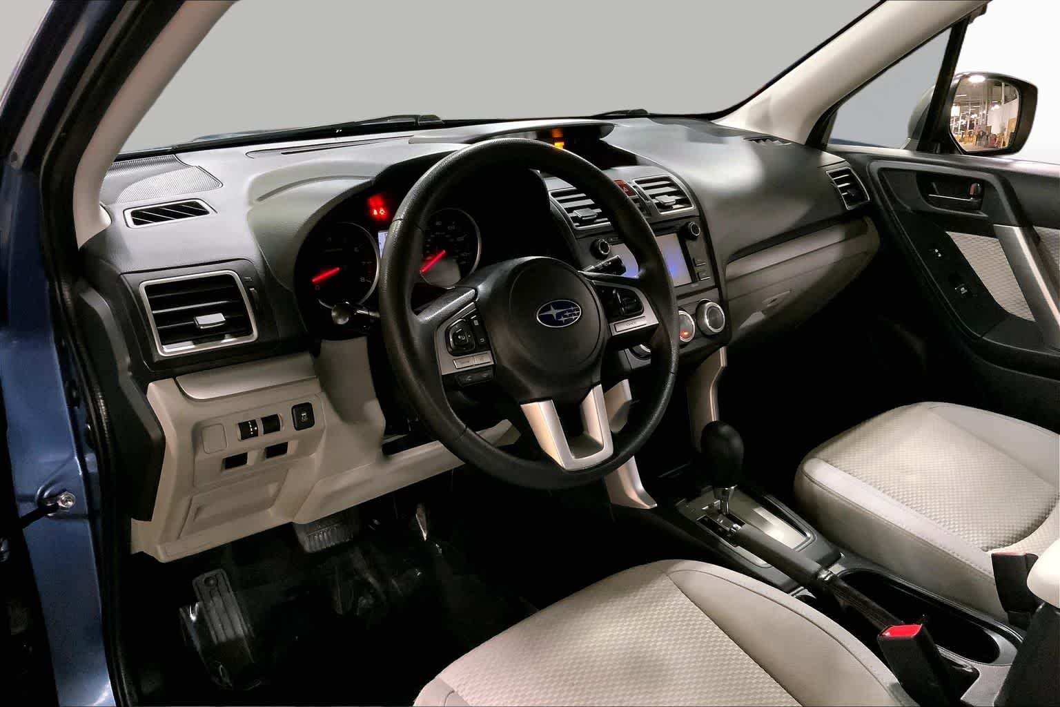 Used 2017 Quartz Blue Pearl Subaru  image 18