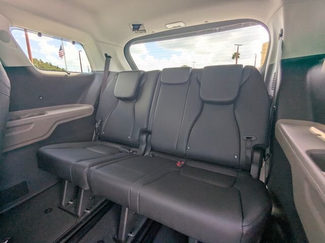 New 2026 Deep Chroma Blue Kia EX image 16