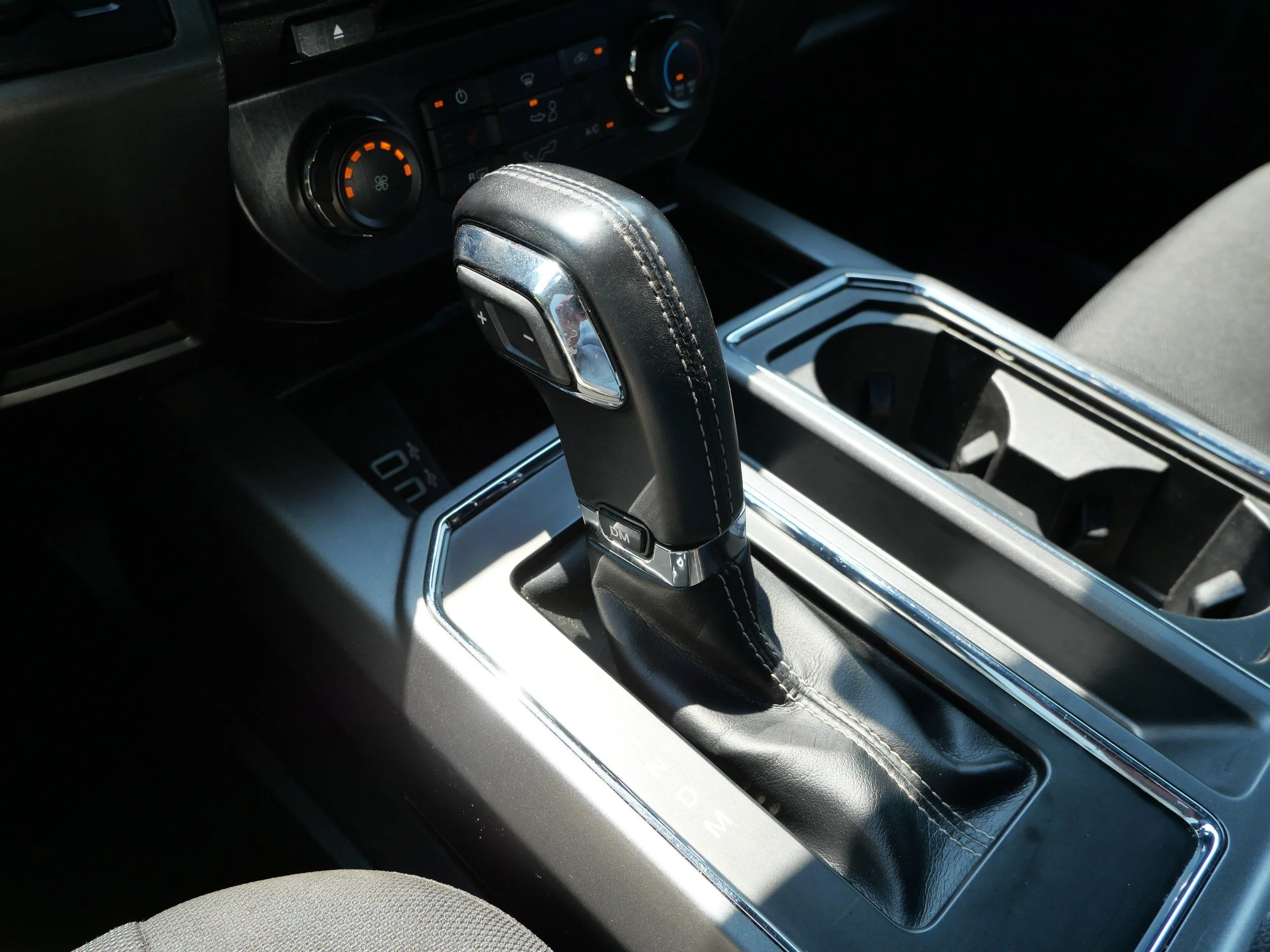 Used 2018 Ingot Silver Metallic Ford XLT image 24