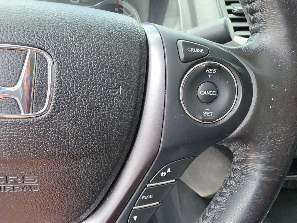 Certified Used 2019 Modern Steel Metallic Honda RTL-T image 15