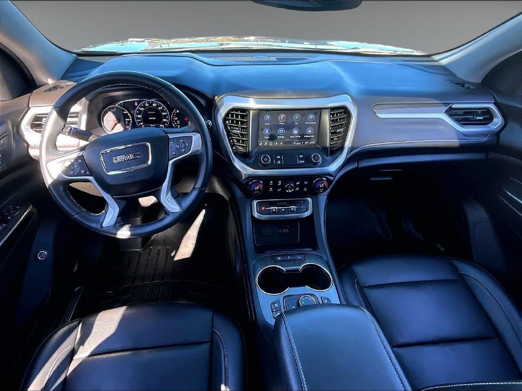 Used 2023 Silver GMC SLT image 21