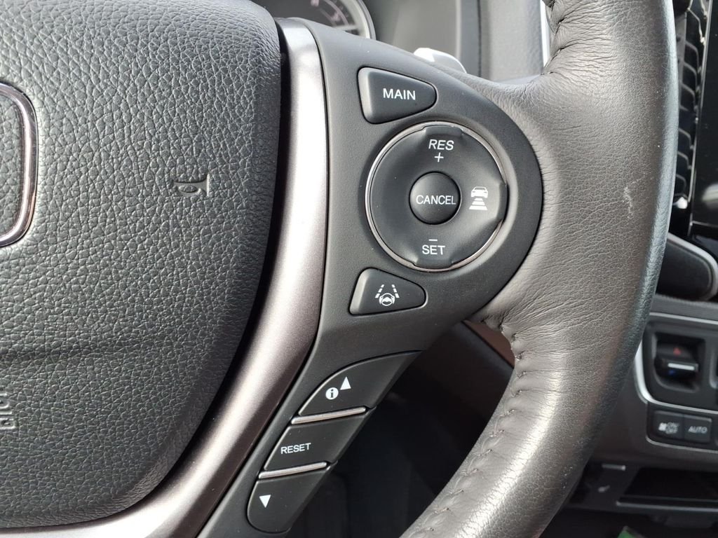 Used 2023 Crystal Black Pearl Honda RTL image 21