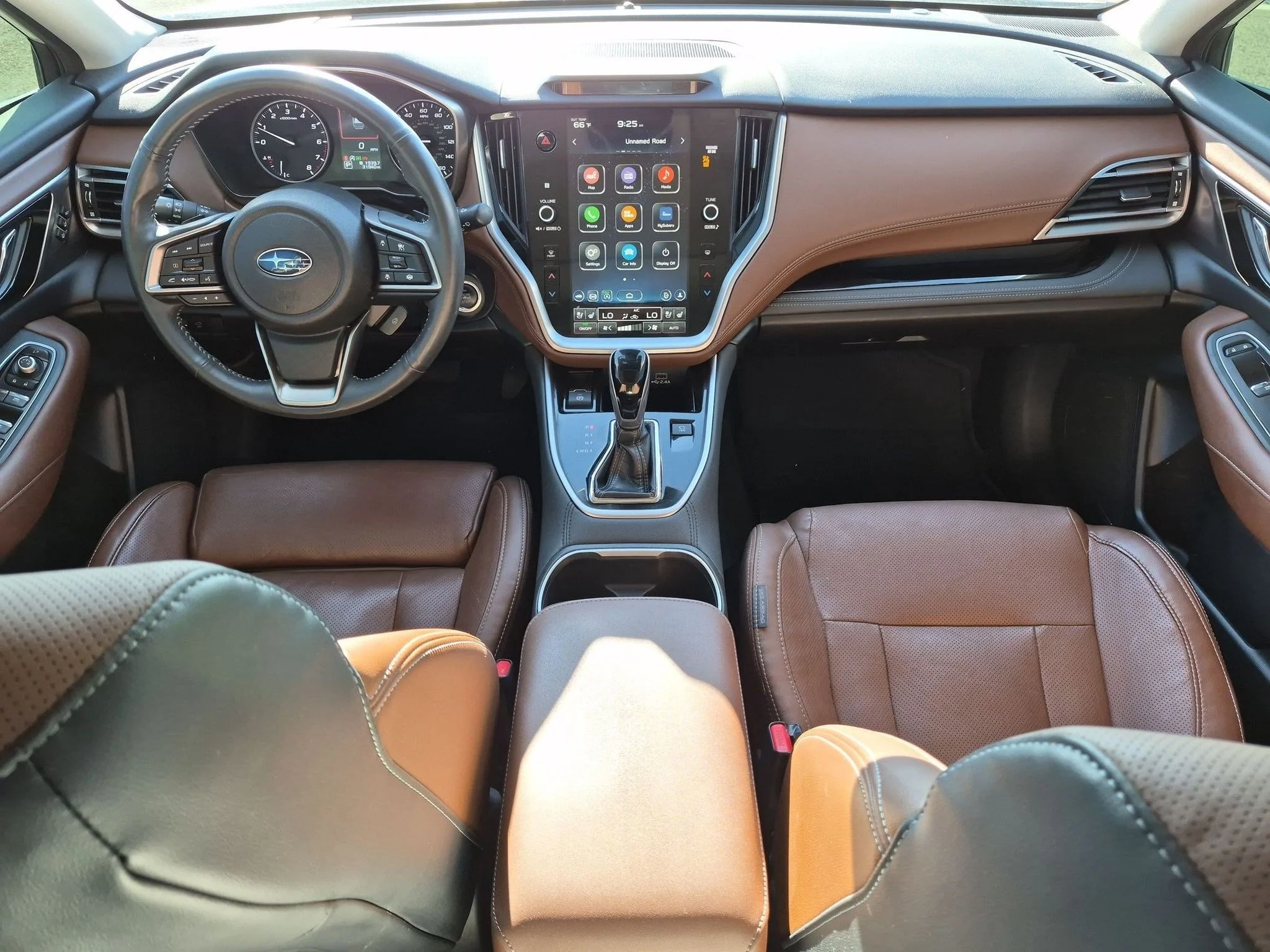 Used 2024 Crystal White Pearl Subaru Touring image 19