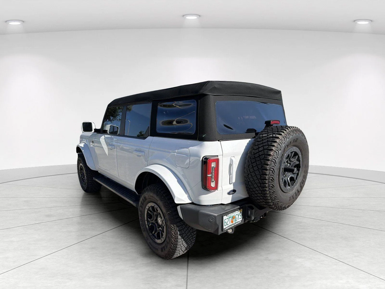 Used 2024 White Ford Wildtrak image 6