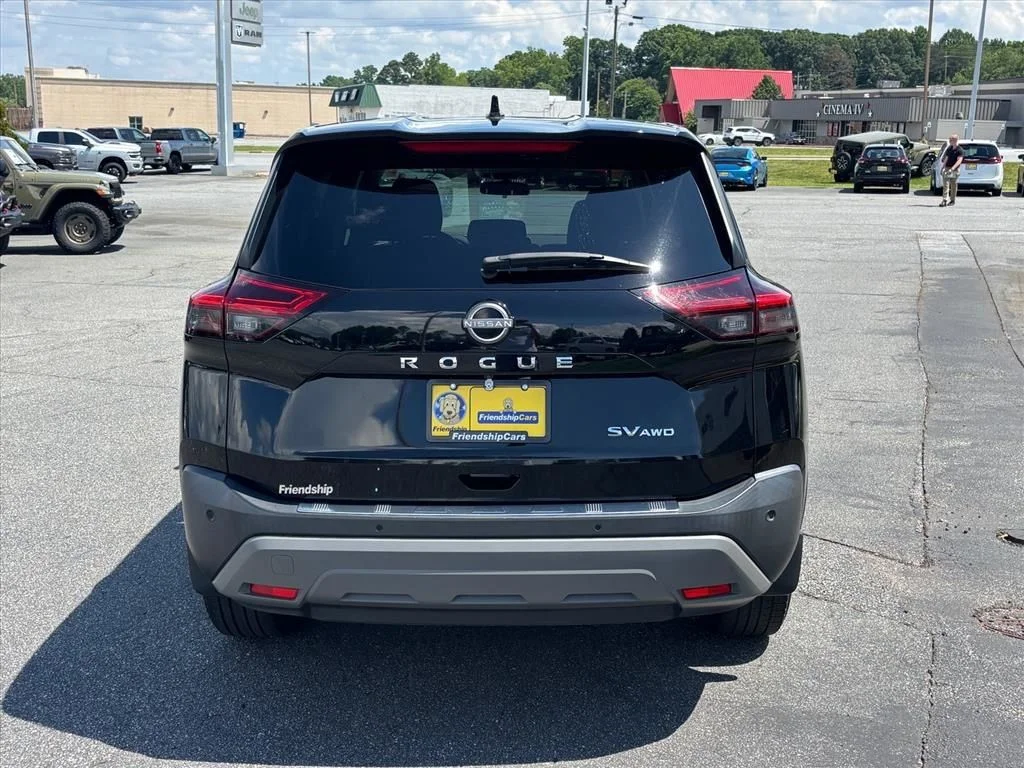 Used 2022 Black Nissan SV image 25