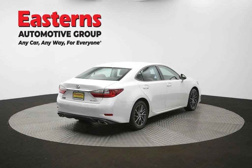 Used 2017 White Lexus 350 image 45