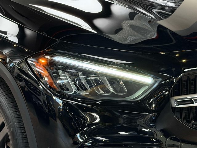 Certified Used 2024 Black Mercedes-Benz GLA 250 image 9