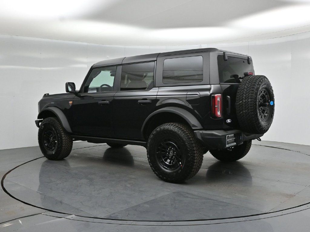 New 2026 Shadow Black Ford Badlands image 6