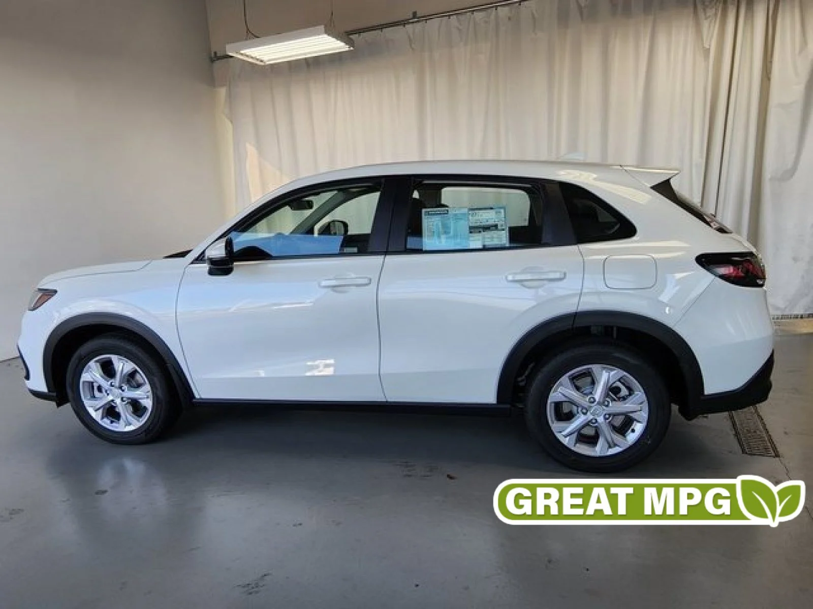 Certified Used 2025 Platinum White Pearl Honda LX image 1