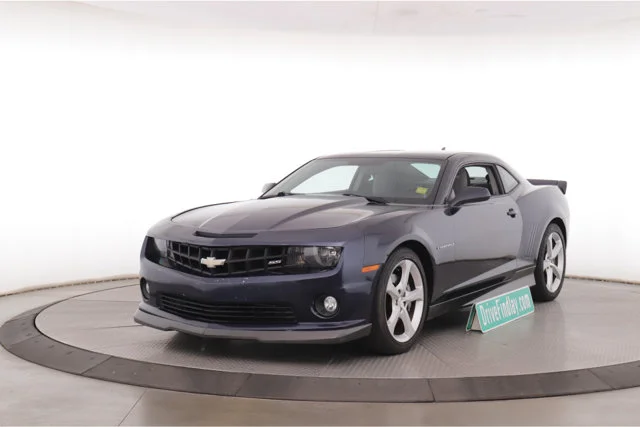Used 2013 Blue Chevrolet SS image 17