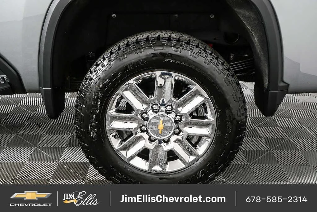 New 2026 Sterling Gray Metallic Chevrolet High Country image 35