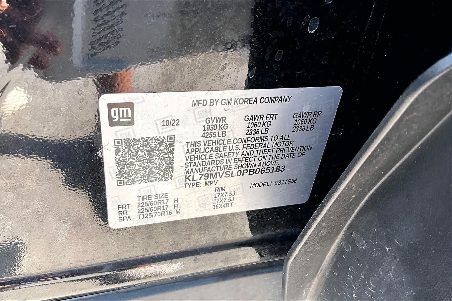 Used 2023 Mosaic Black Metallic Chevrolet ACTIV image 37