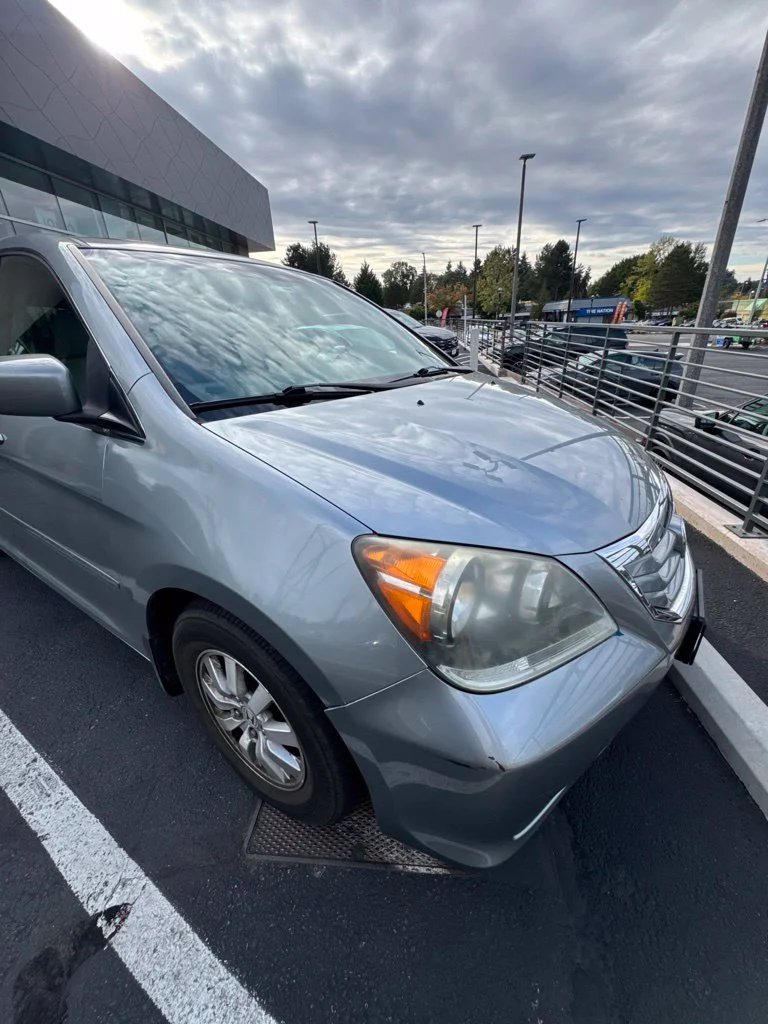 Used 2010 Silver Honda EX-L image 17