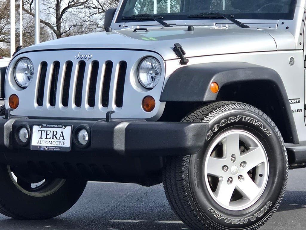 Used 2011 Jeep Wrangler Sport with VIN 1J4AA2D14BL546697 for sale in Plano, IL