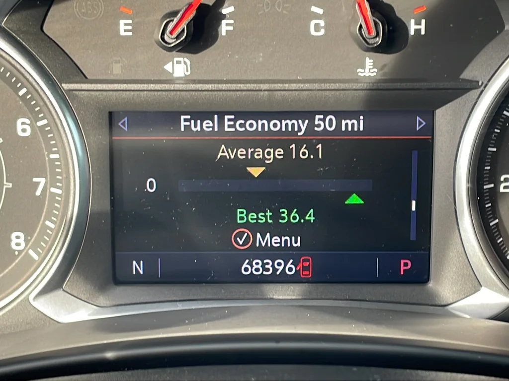 Used 2022 Silver GMC SLT image 39