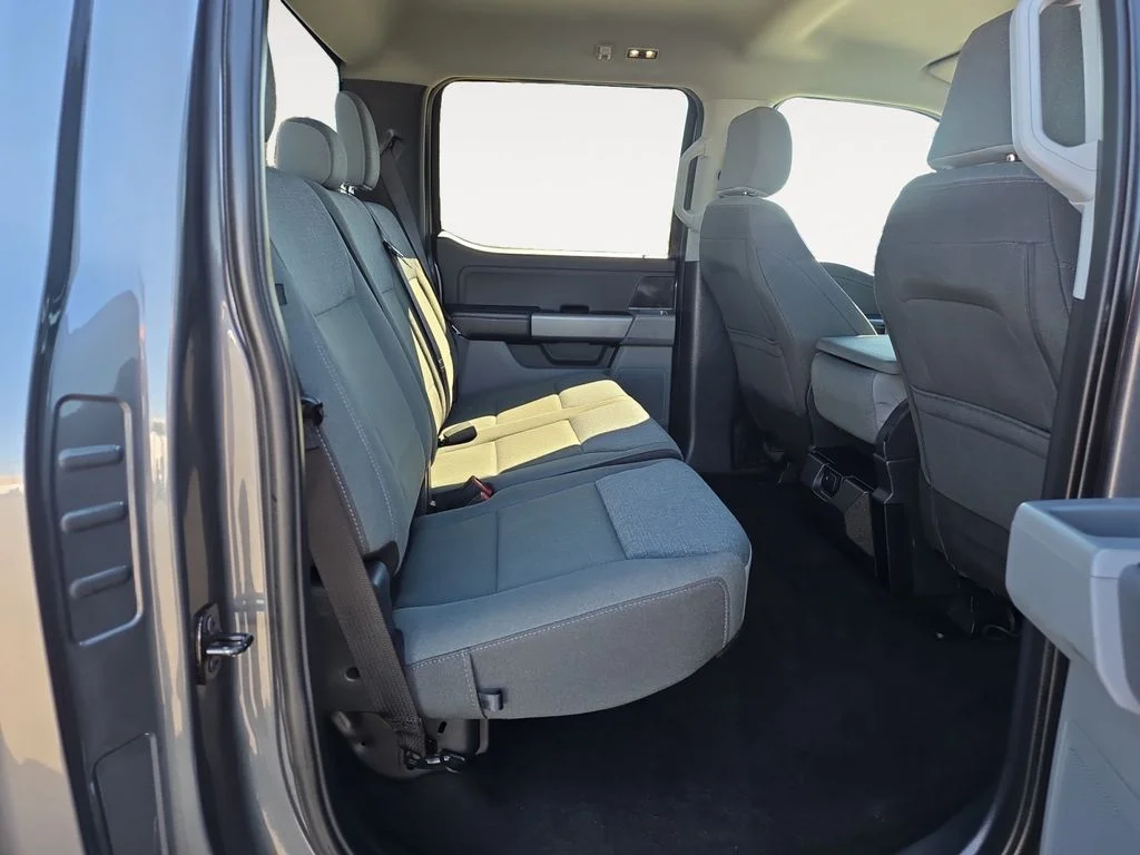 2025 Ford F-150 XLT - Photo 12