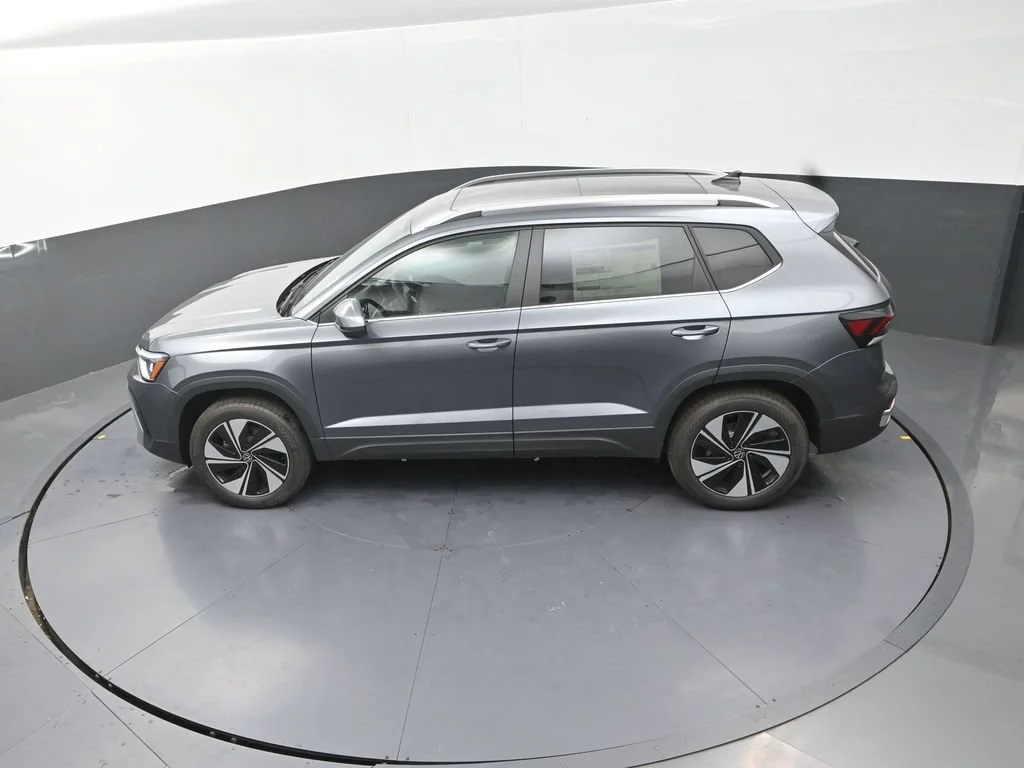 New 2026 Gray Volkswagen 1.5T SE image 17