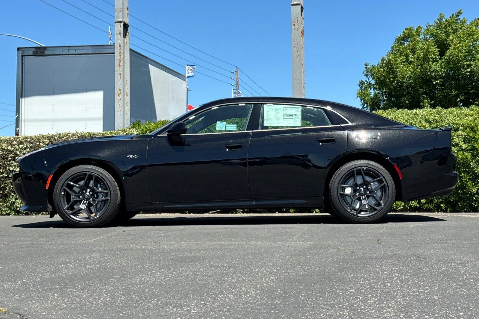New 2026 Diamond Black Crystal Pearlcoat Dodge R/T Plus image 7
