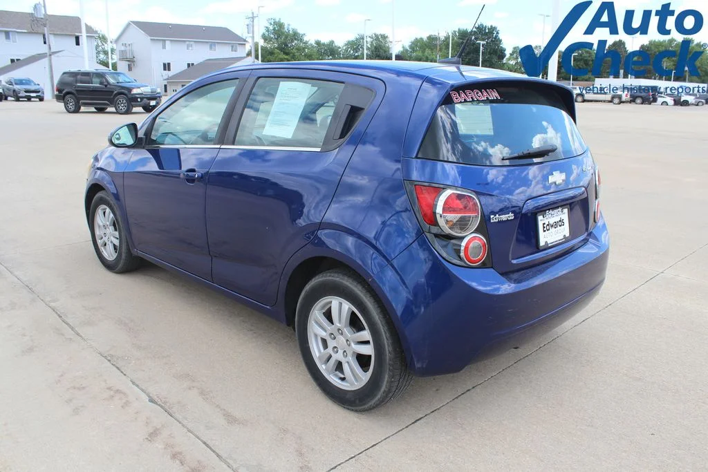 Used 2014 Blue Chevrolet LT image 5